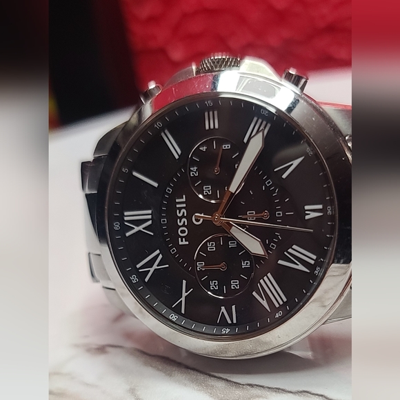 Men's FOSSIL Watch - Picture 2 of 8